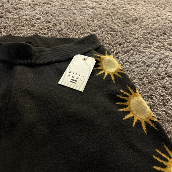 Billabong shorts - Picture 2 of 6